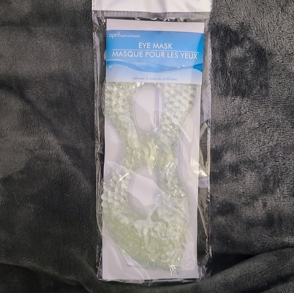 April Bath & Shower Revitalizing Eye Mask - Picture 1 of 1